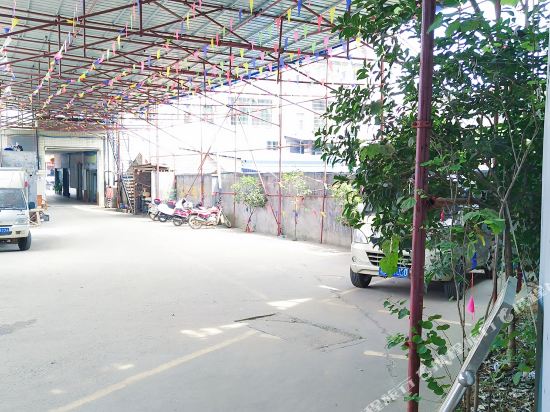 Hengshan Xingjia Hotel — hotel in Fendou