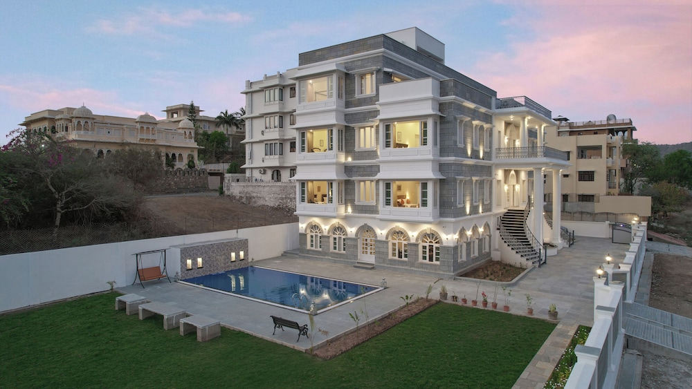 Boheda Manor Luxury Retreat in Udaipur, India