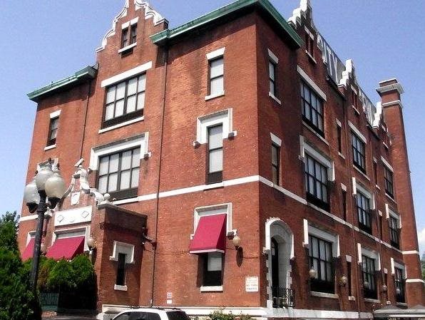 City View Inn in Long Island City, United States