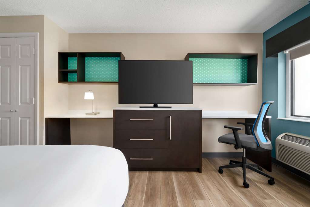 La Quinta Inn by Wyndham Columbus Dublin - photo 24