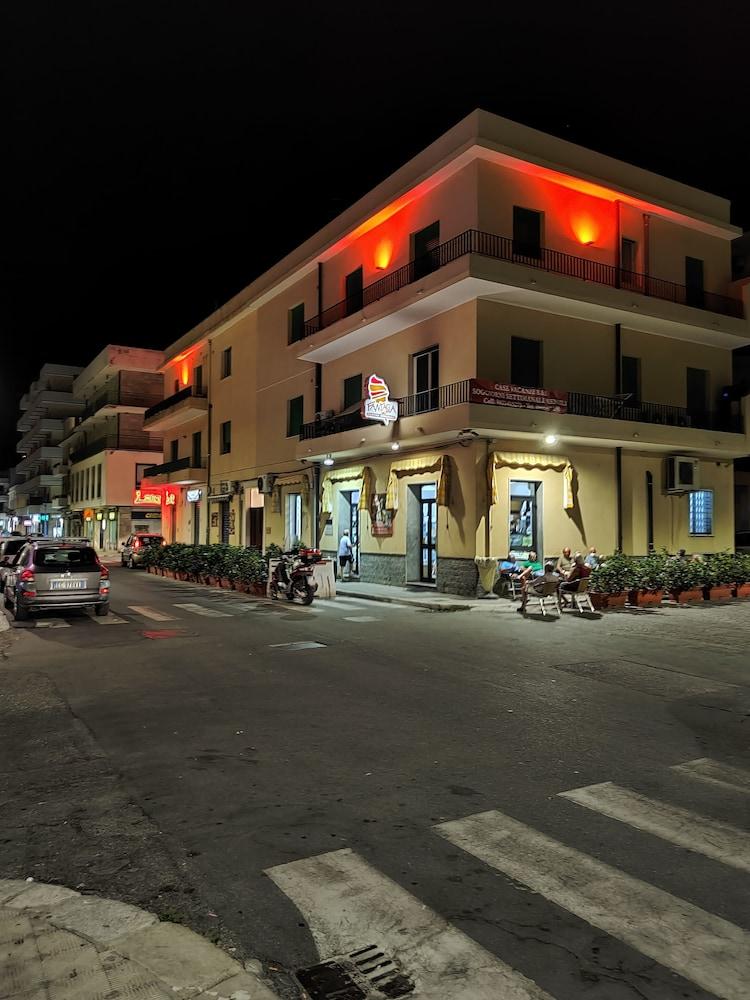Fantasia B&B — 4-Star Luxury Hotel in Reggio Calabria, Italy