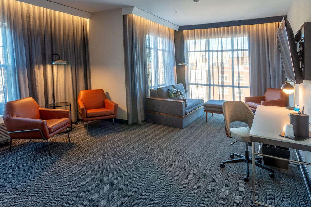 Courtyard by Marriott Rochester Downtown - photo 7
