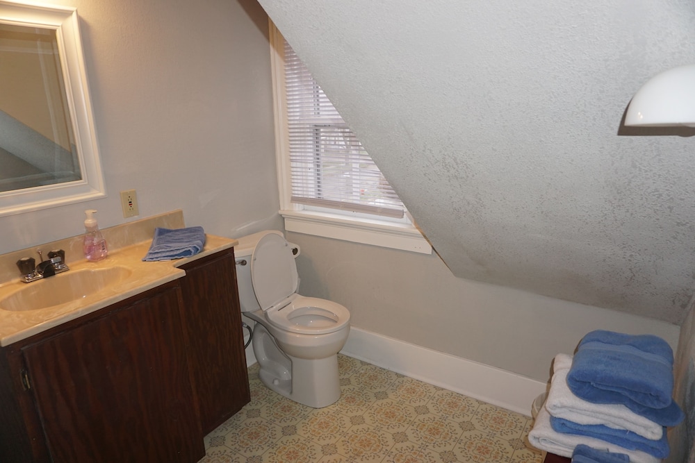 Charlevoix House - photo 24