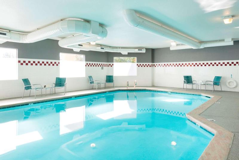 DoubleTree by Hilton Hotel Vancouver - photo 61