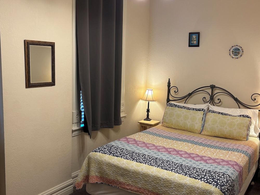 Hermann Crown Suites - photo 63