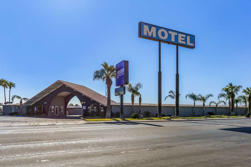 Americas Best Value Inn & Suites El Centro - photo 2