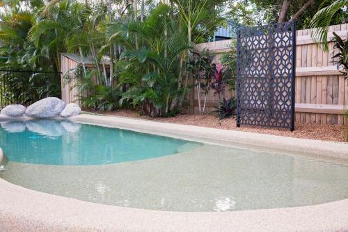 7 McNamara Wongaling Beach — 4-Star Luxury Hotel in Mission Beach, Australia