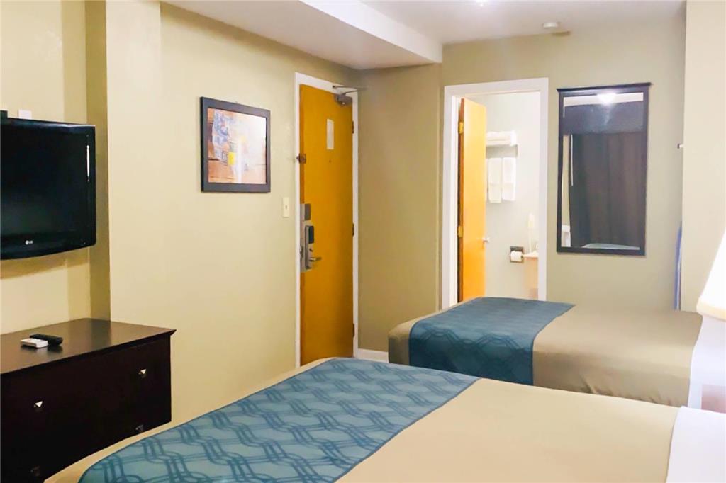 Econo Lodge Inn & Suites Old Saybrook Westbrook - photo 23