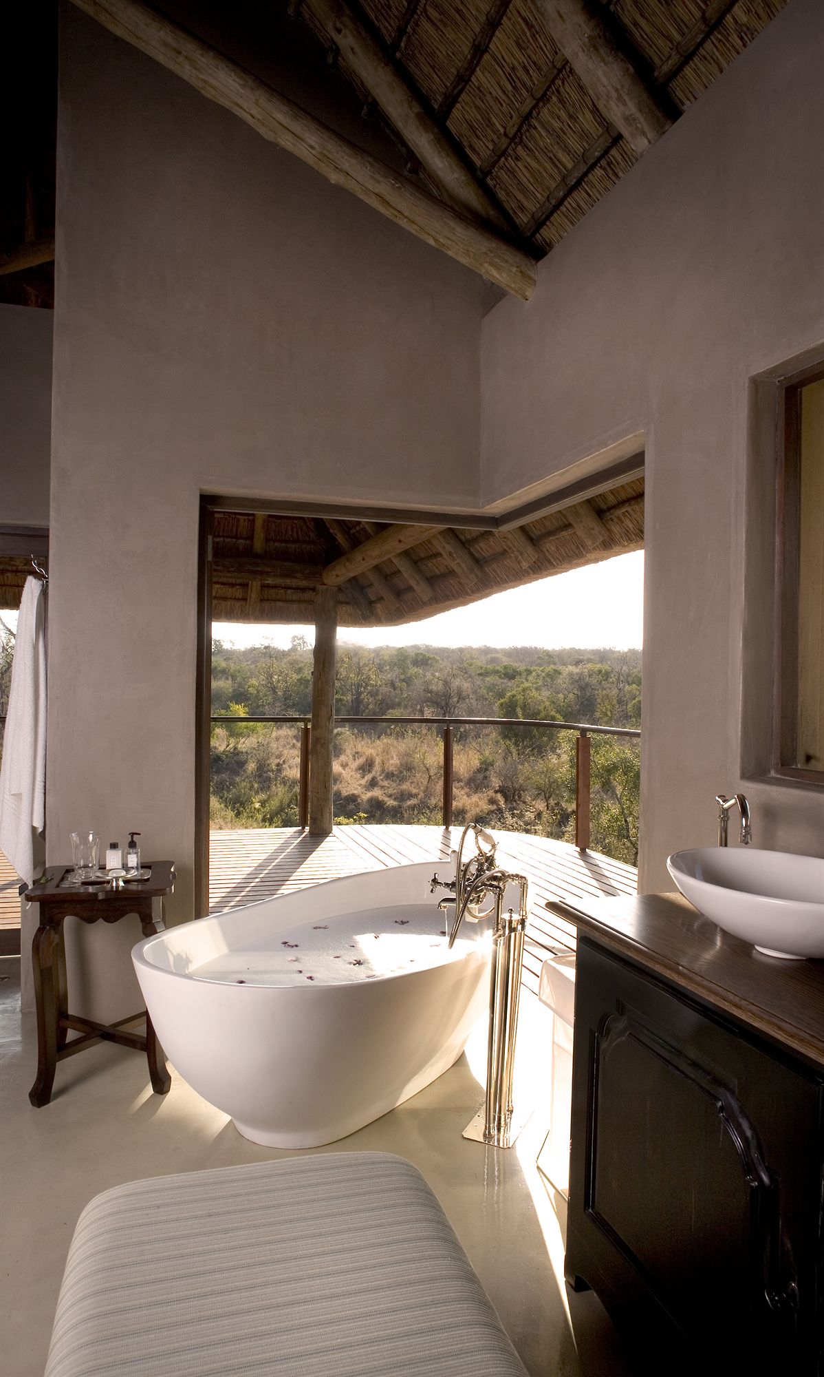The River Lodge at Thornybush — 5-Star Luxury Hotel in Hoedspruit, South Africa