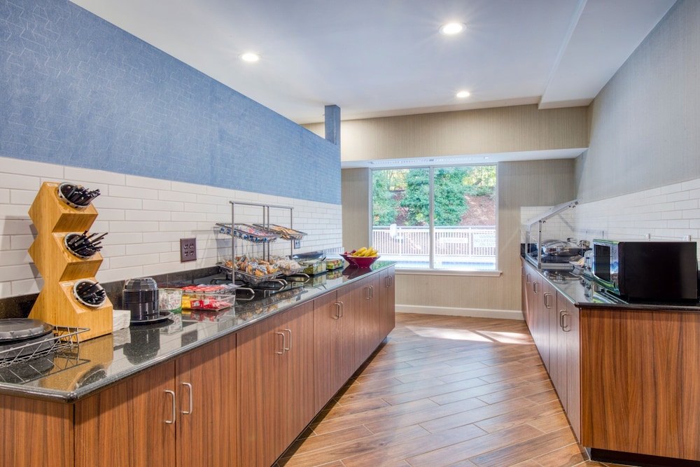 Fairfield Inn By Marriott Raleigh Crabtree - photo 37