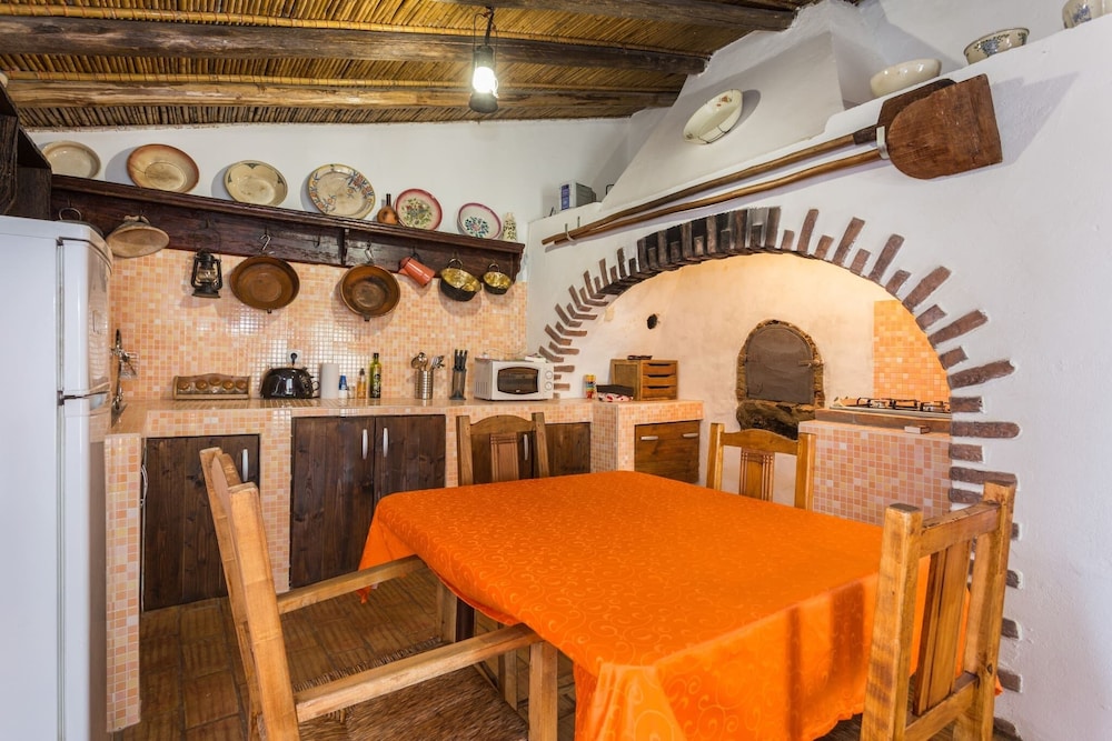 Casa Do Forno Quinta Amoreira — 4-Star Luxury Hotel in Faro, Portugal