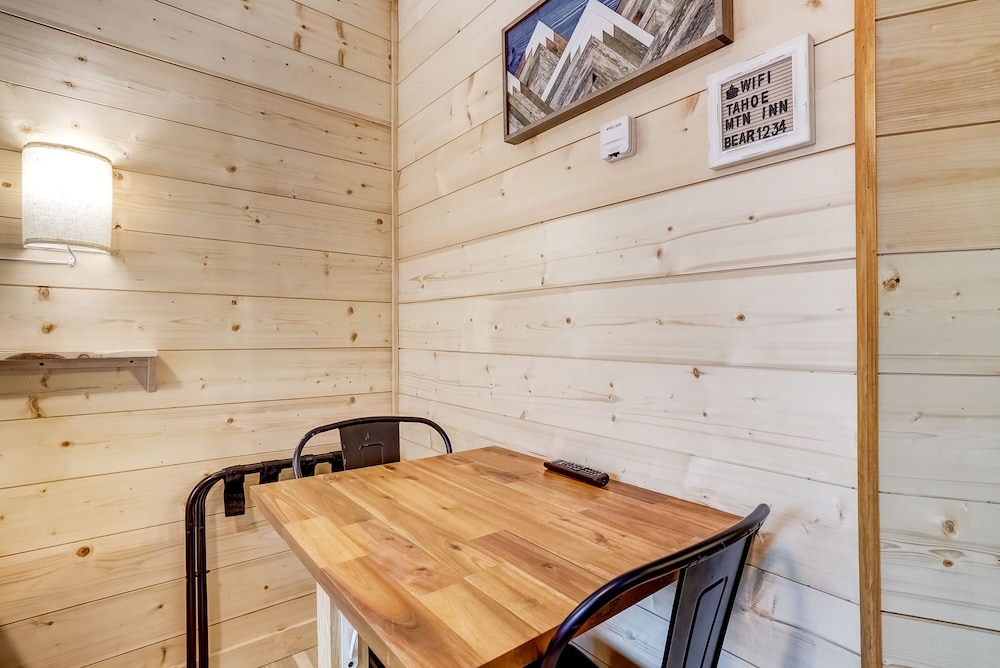 Tahoe Mountain inn - photo 13
