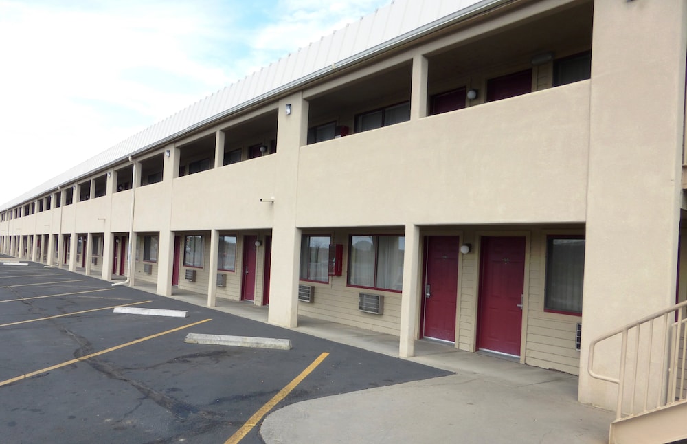 Red Roof Inn Grand Junction - photo 20