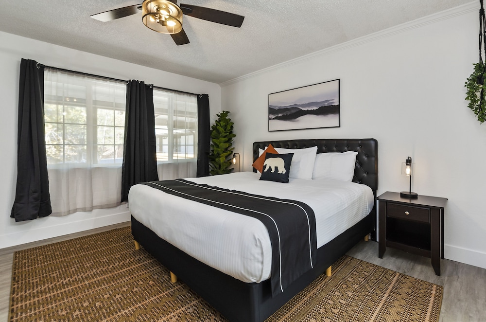 The Jeffrey Hotel - photo 38