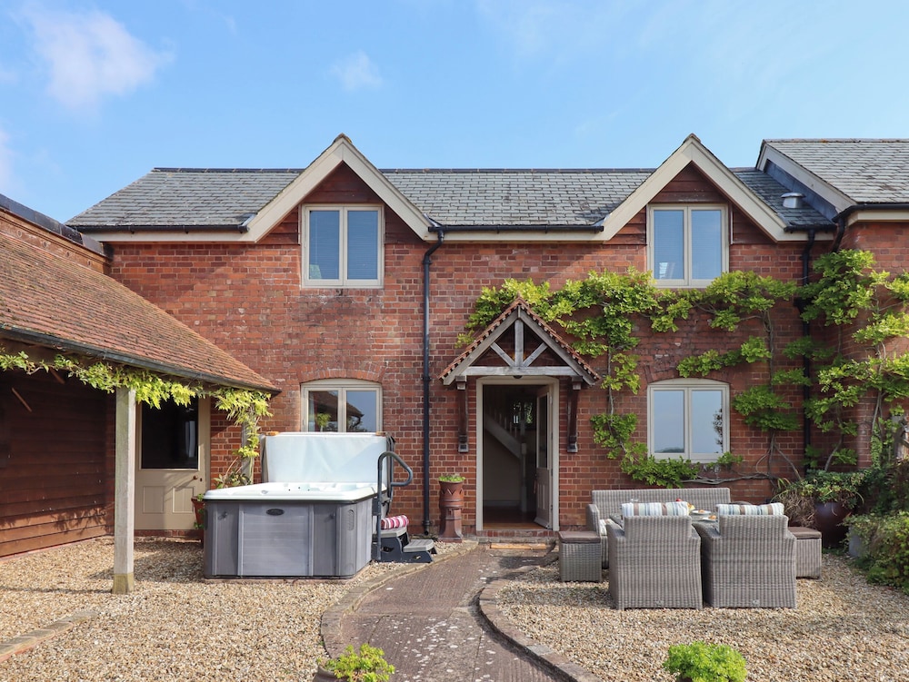 Sherway Shippen — Cullompton