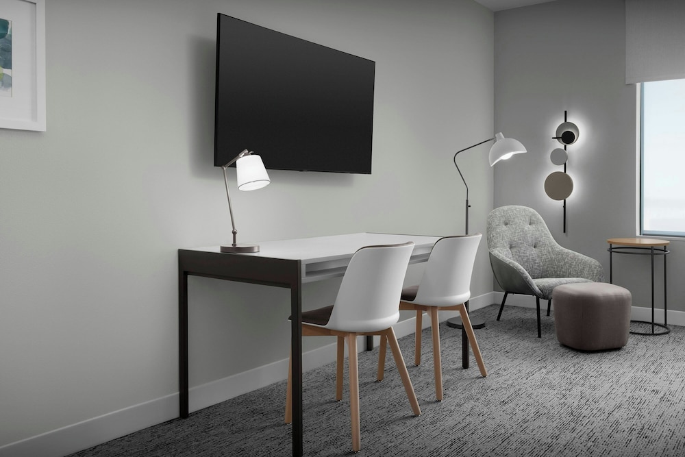 TownePlace Suites by Marriott Paris - photo 10