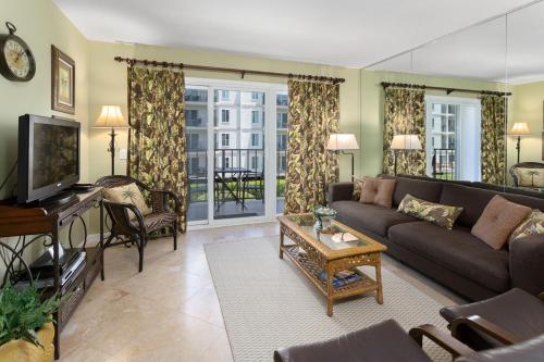 Beach Club 225 — hotel in East End