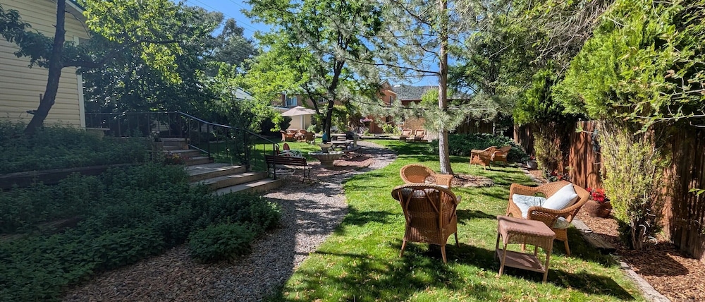Rocky Mountain Inn - photo 43