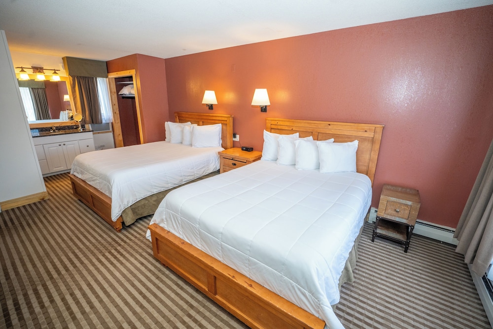 Hotel Estes - photo 19