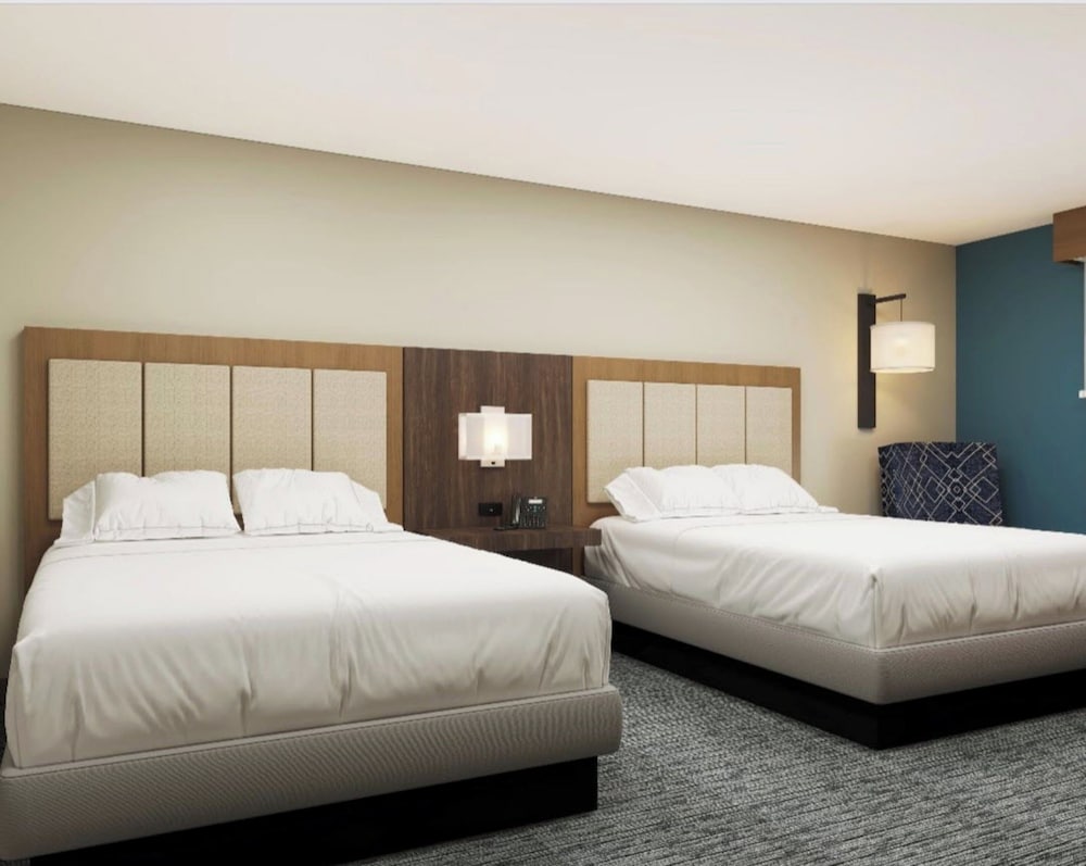 Holiday Inn Express Redding North by IHG - photo 27