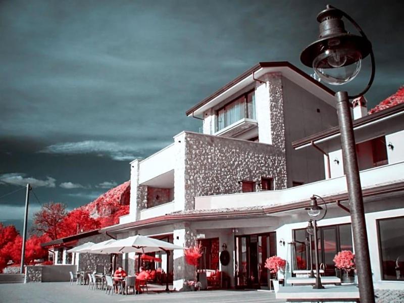 Tenuta Terra e Sole - carbon neutral hotel in Castrocielo
