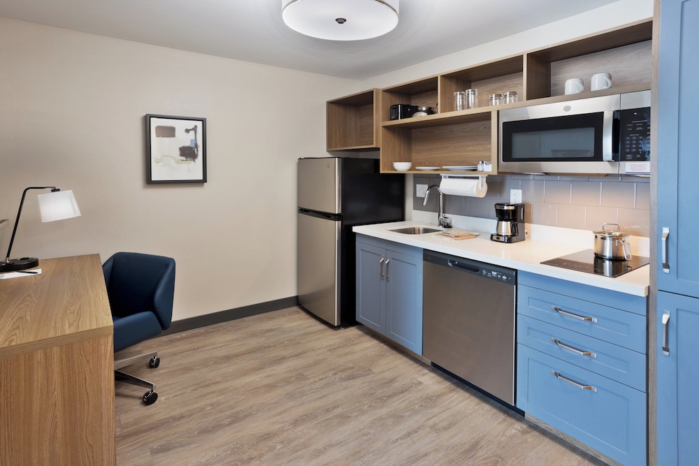 Candlewood Suites Dothan by IHG - photo 16