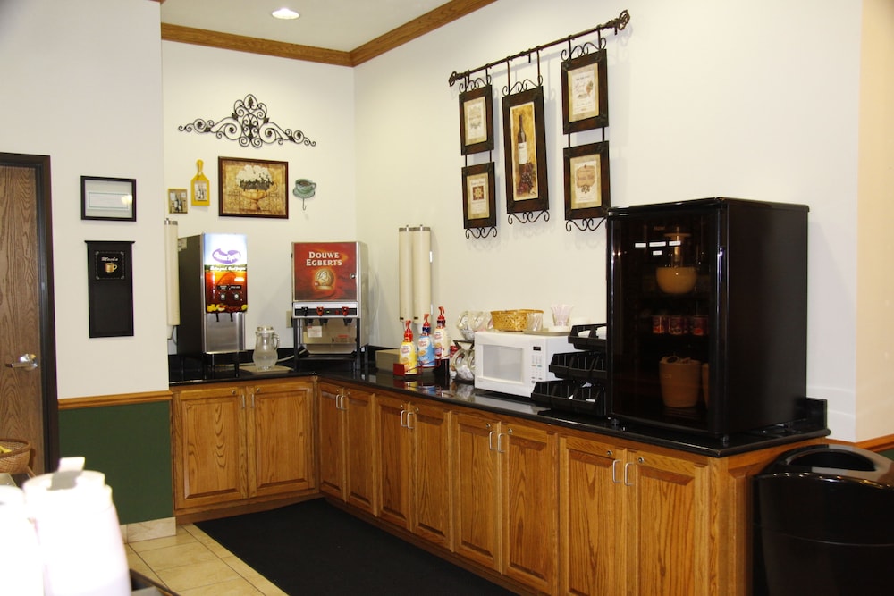 Horizon Inn and Suites - photo 38