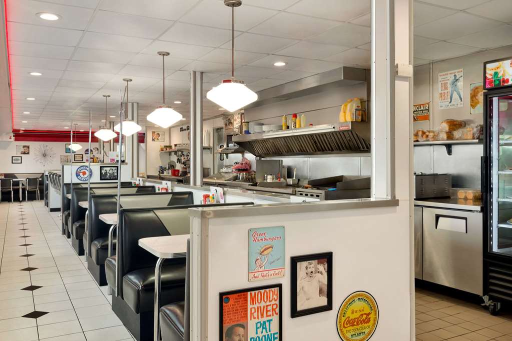 Baymont by Wyndham Glendive - photo 4