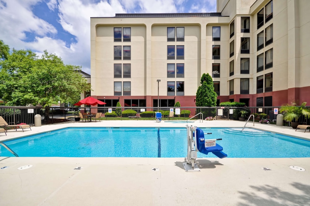 Hampton Inn Kansas City Overland Park - photo 31