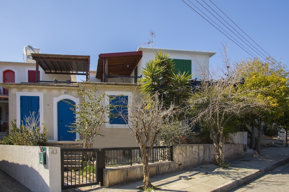 Protaras Olive Suite
