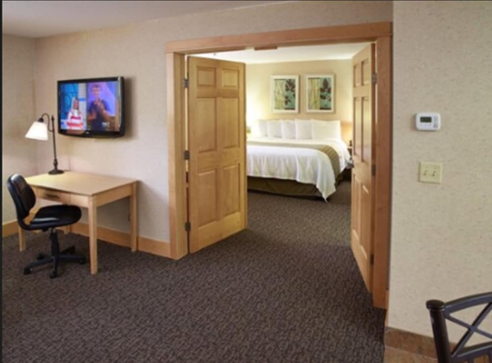 LivINN Hotel Minneapolis North Fridley - photo 32