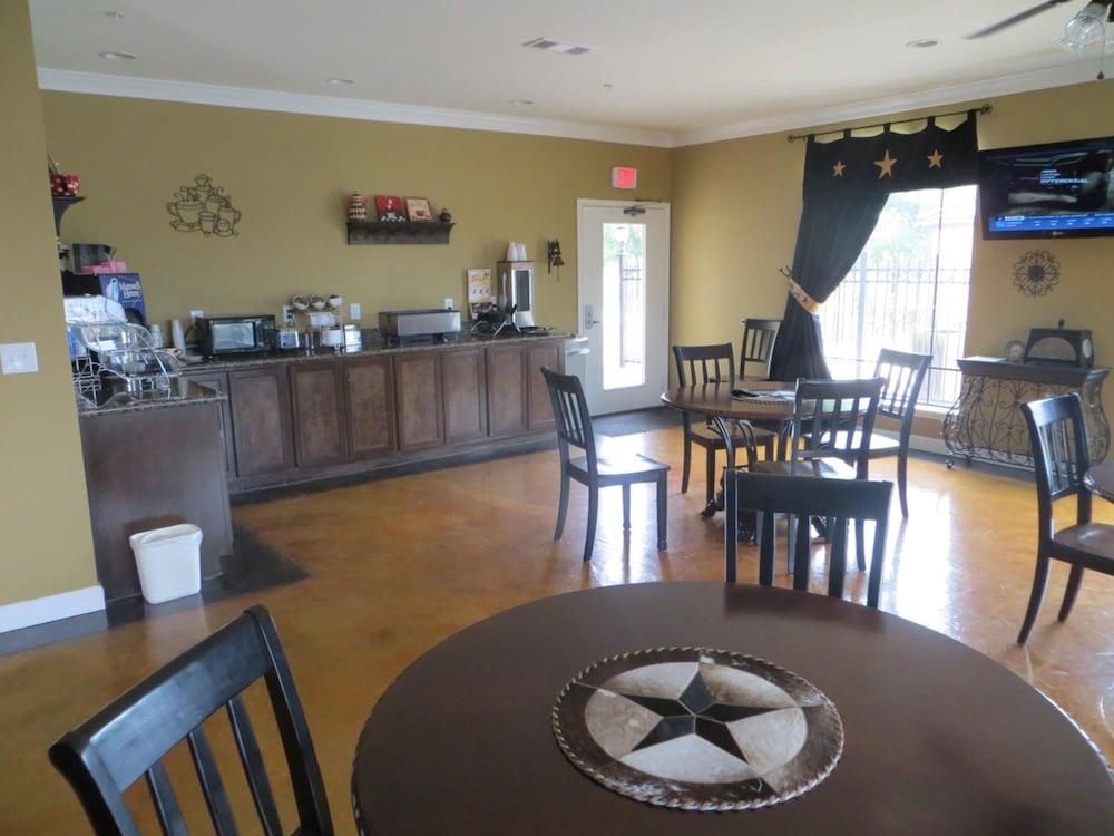 Black Gold Inn - photo 38