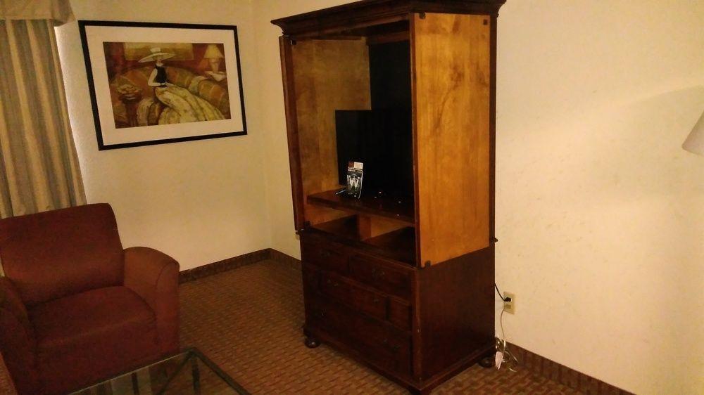 Baymont Inn and Suites Shreveport Airport - photo 9