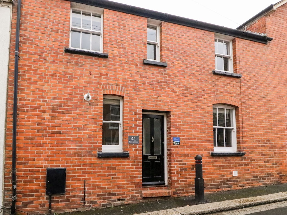 Pixie Cottage — 4-Star Luxury Hotel in Weymouth, United Kingdom
