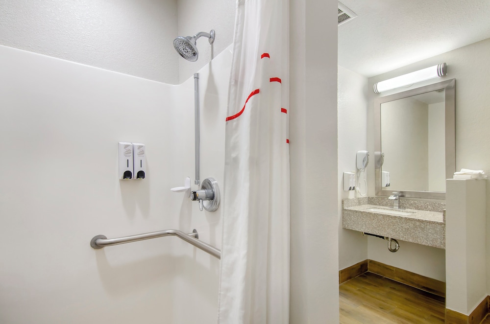 Red Roof Inn Staunton - photo 22