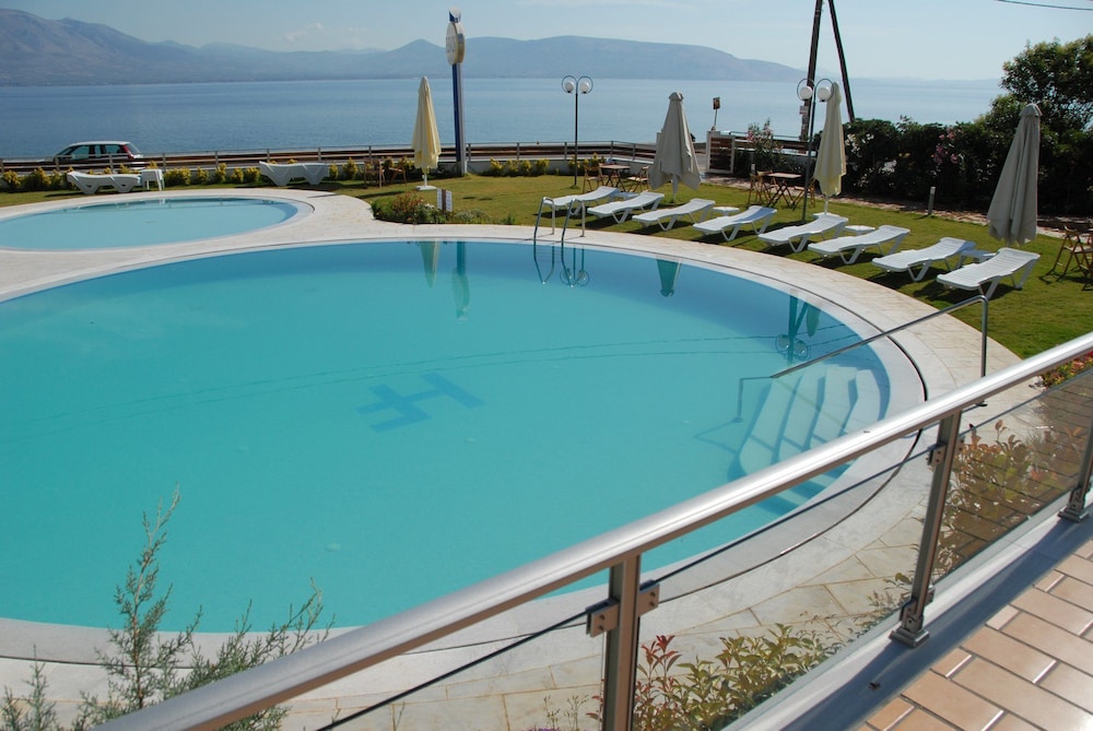 Hotel Flisvos — hotel in Oropos