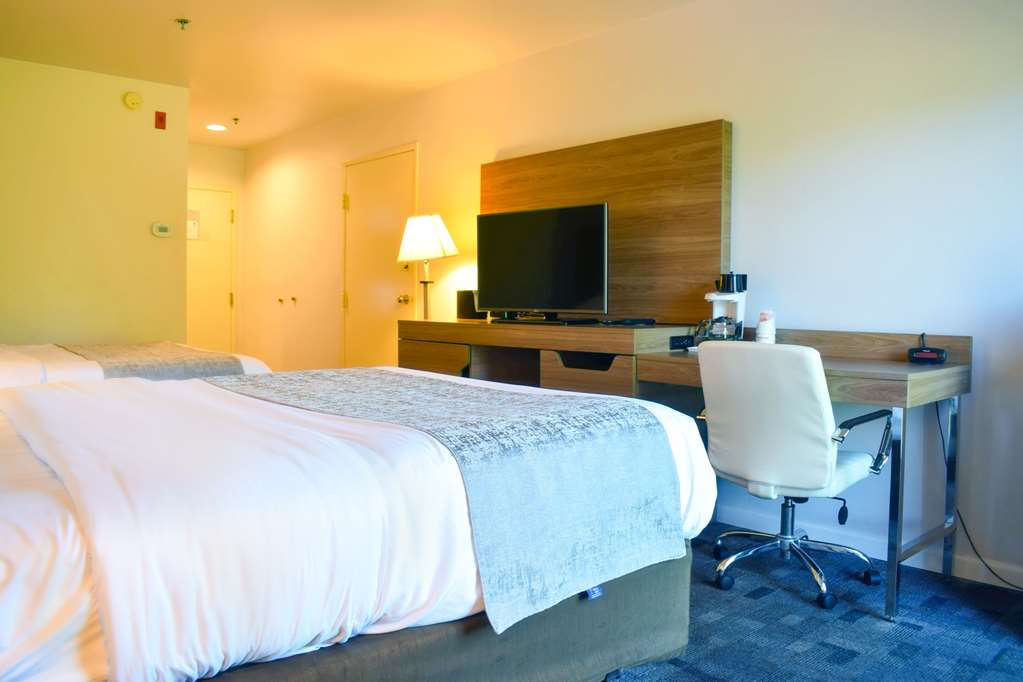 Comfort Inn Bellingham - photo 13