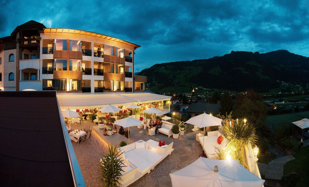 Alpenhotel Stefanie - carbon neutral hotel in Schwendau