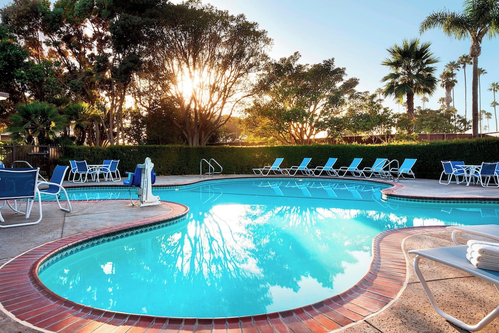 Four Points by Sheraton Ventura Harbor Resort - photo 16