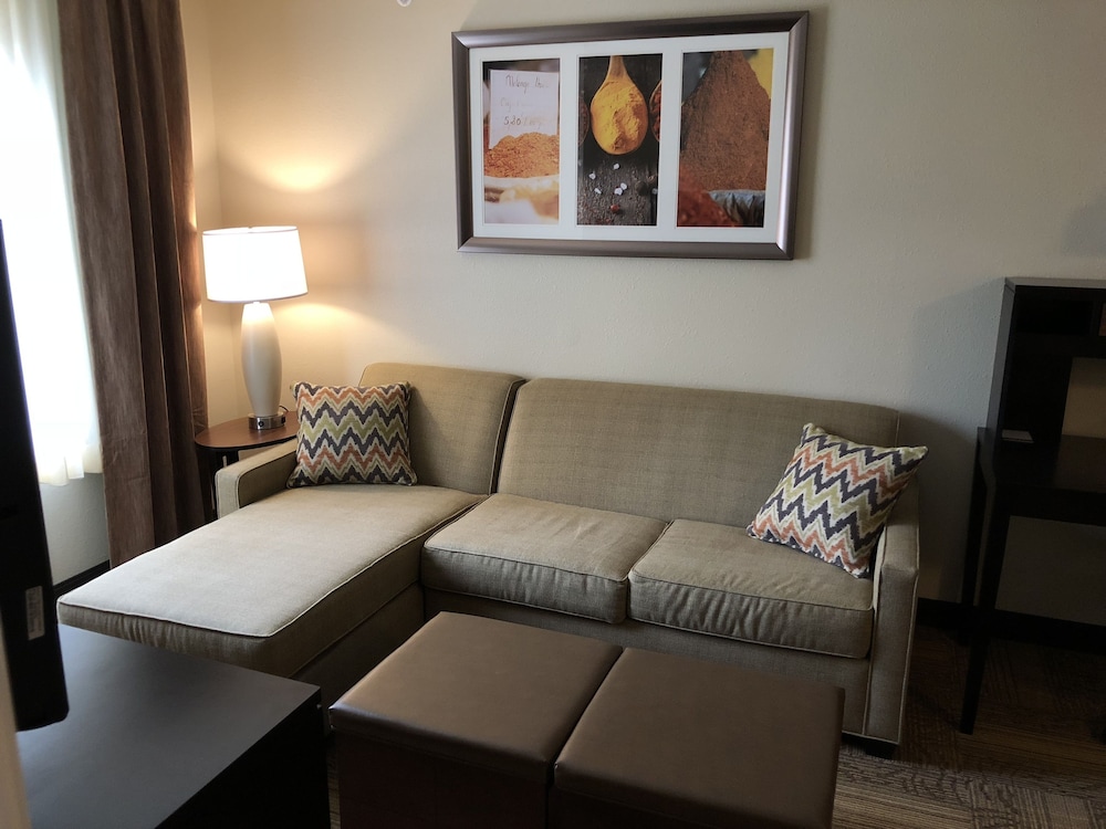 Staybridge Suites Grand Rapids Kentwood an IHG Hotel - photo 3