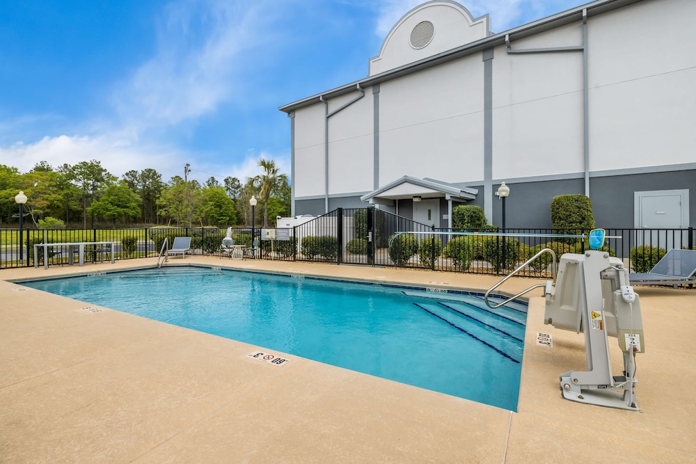 Spark by Hilton Tifton - photo 38
