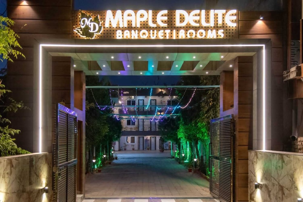 Hotel Maple Delite - carbon neutral hotel in Lucknow
