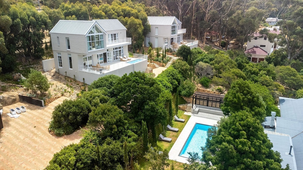 Intaba Lodge