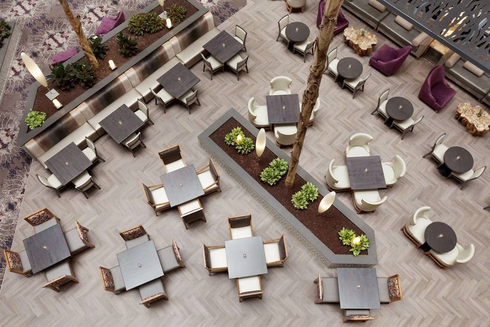 Embassy Suites by Hilton Irvine Orange County Airport - photo 3