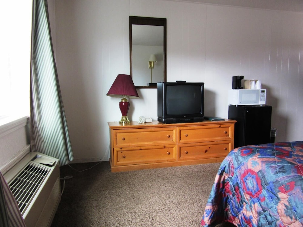 Yellowstone Country Inn - photo 14