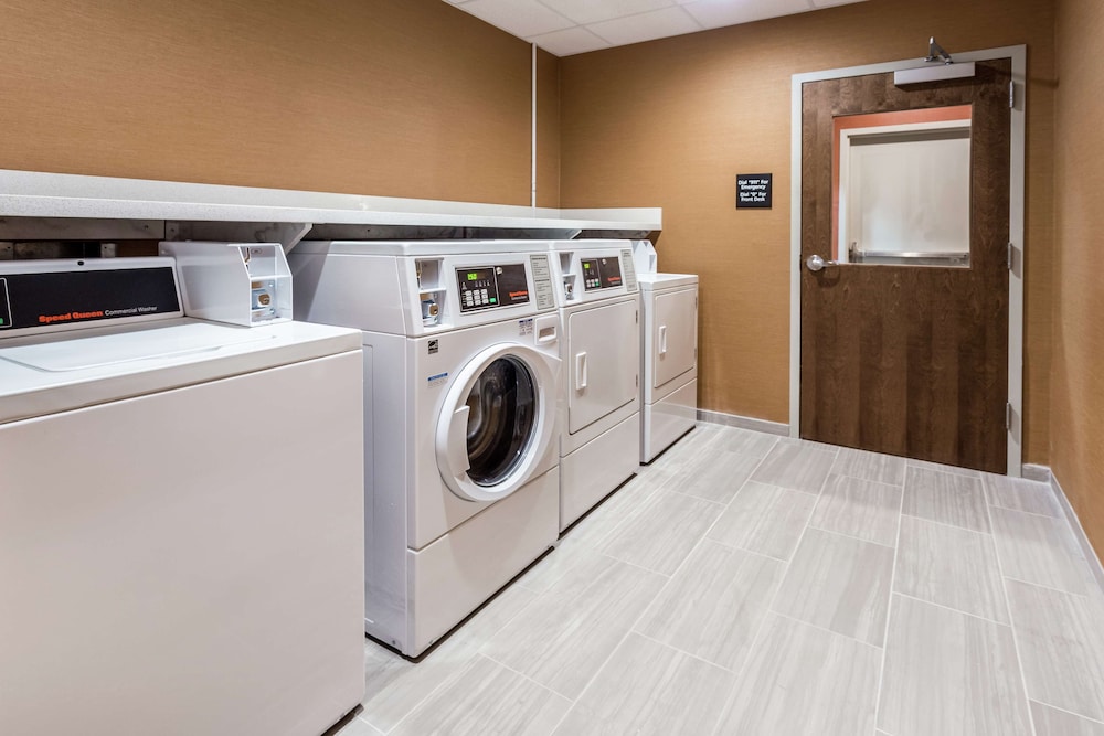 Hampton Inn & Suites Saraland Mobile - photo 23