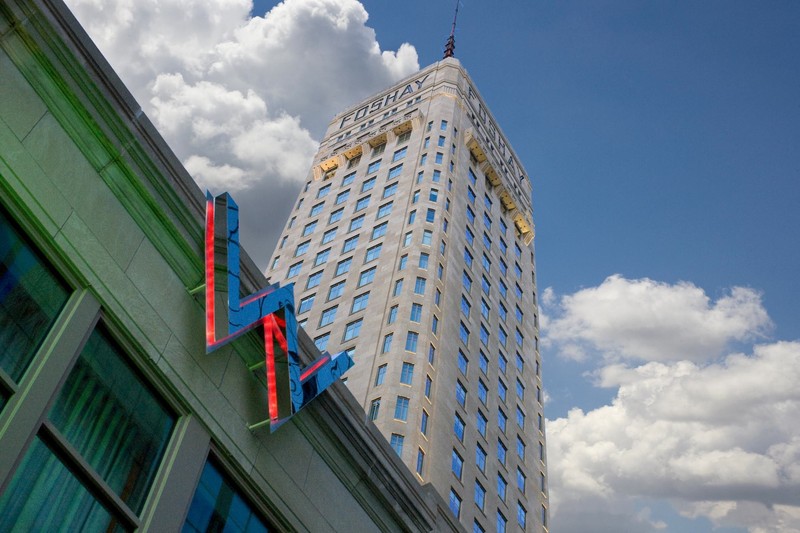 W Minneapolis The Foshay - photo 21