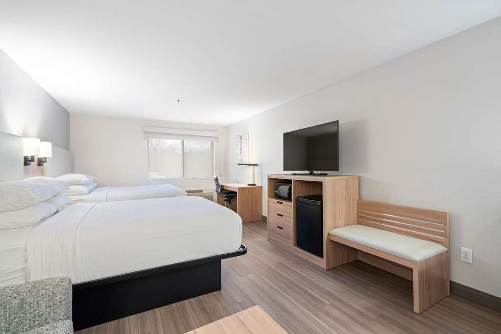 Best Western Lake Oswego Portland Hotel & Suites - photo 17