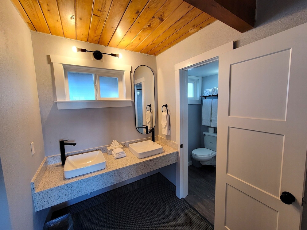 Saltwater Inn - photo 31