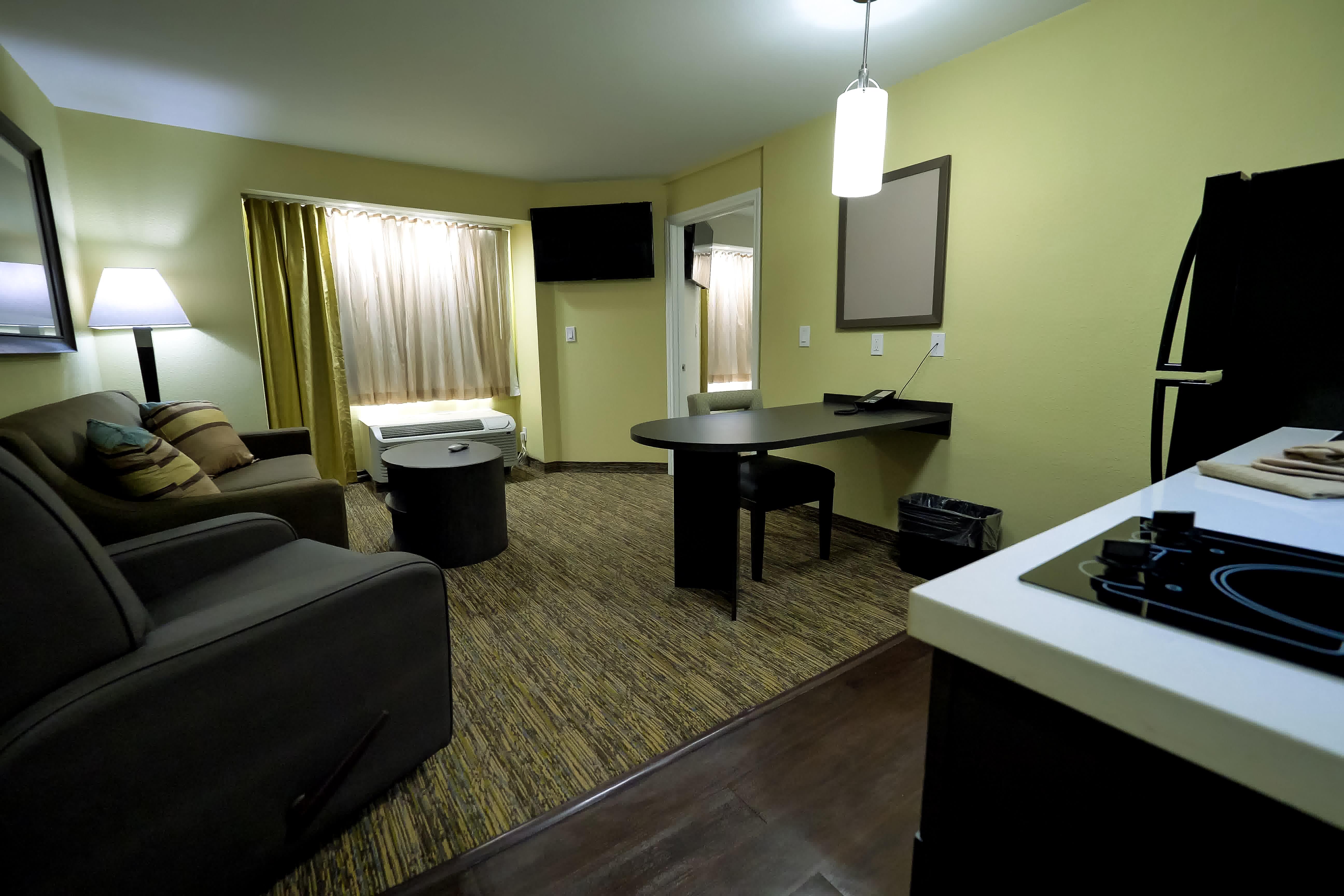 Candlewood Suites Dallas Plano W Medical Ctr - photo 18